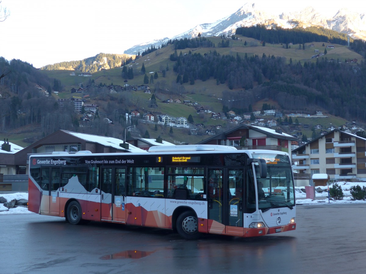 (167'898) - EAB Engelberg - Nr. 8/OW 22'333 - Mercedes (ex Ming, Sils-Maria; ex Vorf�hrwagen EvoBus, D-Mannheim) am 25. Dezember 2015 in Engelberg, Titlisbahnen