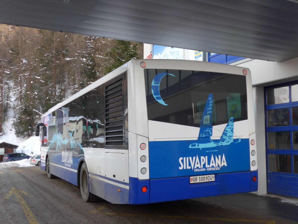 (168'510) - Corvatsch Power, Silvaplana - GR 100'924 - VDL (ex VDL Bus-Center, D-Bren) am 23. Januar 2016 in Surlej, Corvatschbahn