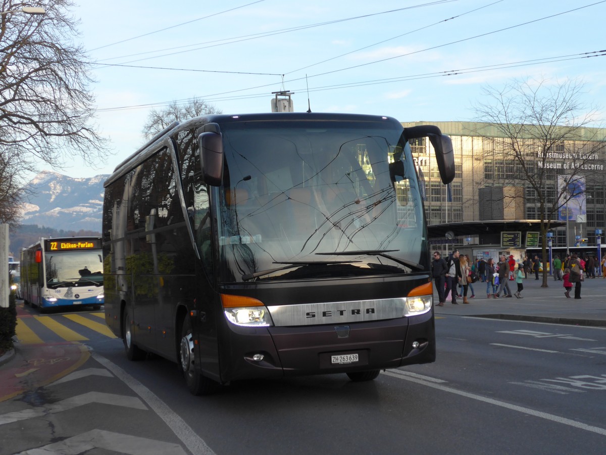 (168'691) - Meier, Z�rich - ZH 263'639 - Setra am 6. Februar 2016 beim Bahnhof Luzern
