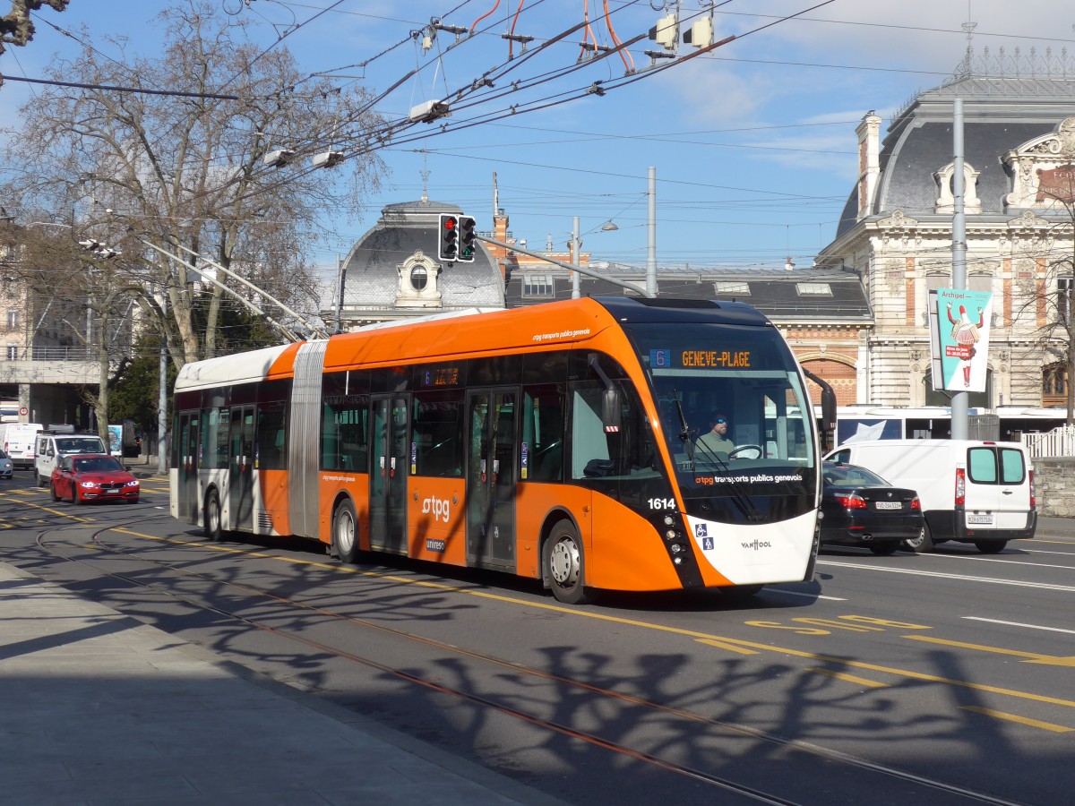 (169'088) - TPG Gen�ve - Nr. 1614 - Van Hool Gelenktrolleybus am 7. M�rz 2016 in Gen�ve, Place des Vingt-Deux-Cantons