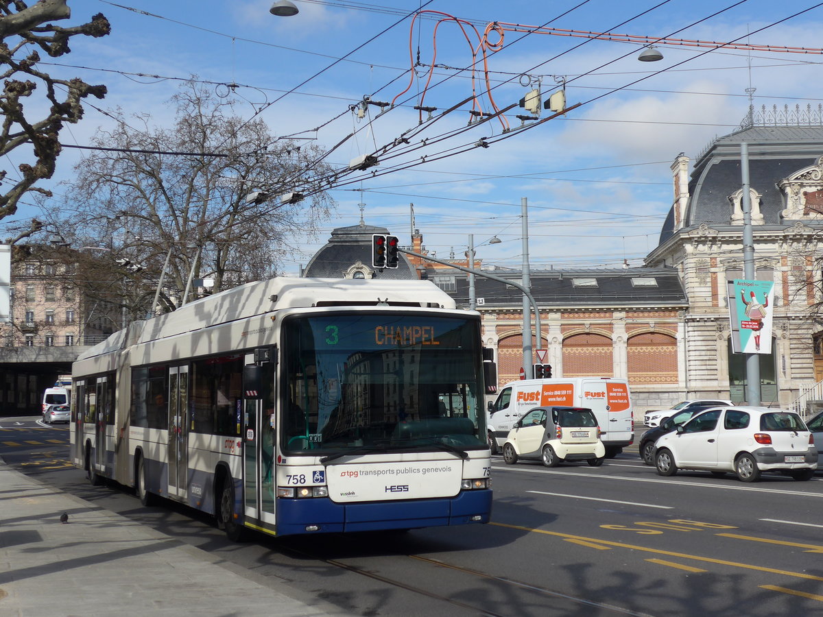 (169'121) - TPG Gen�ve - Nr. 758 - Hess/Hess Gelenktrolleybus am 7. M�rz 2016 in Gen�ve, Place des Vingt-Deux-Cantons