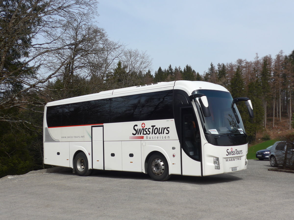 (169'665) - Swiss Tours, Gommiswald - SG 329'327 - Volvo/Barbi am 2. April 2016 in Teufen, Restaurant Waldegg
