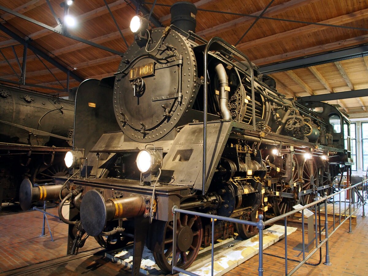 17 008 im Technik Museum Berlin am 06.10.2016.
