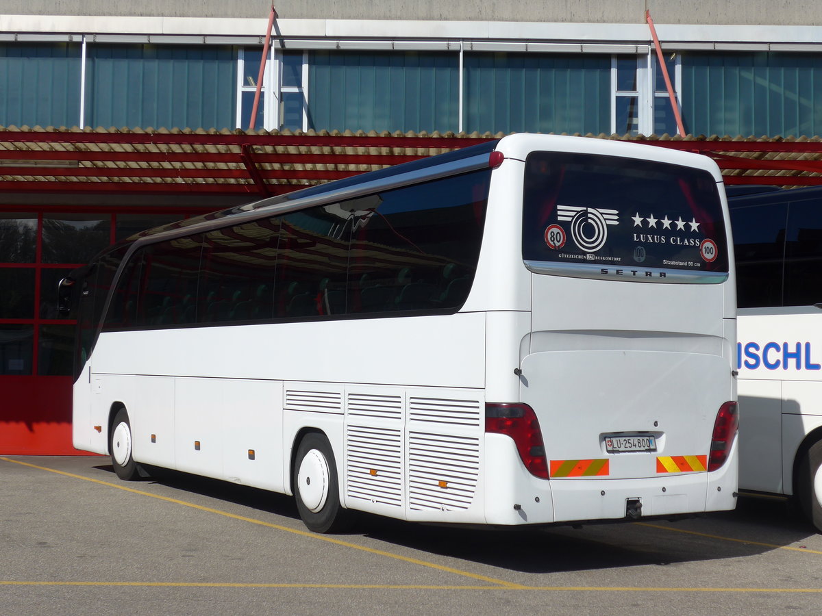 (170'051) - Hilrio, Schtz - LU 254'800 - Setra am 14. April 2016 in Kloten, EvoBus