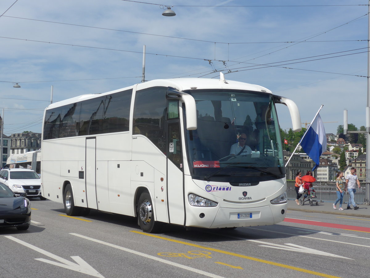 (171'382) - Aus Italien: Orlandi, Voghera - EH-436 DD - Scania/Irizar am 22. Mai 2016 in Luzern, Bahnhofbr�cke