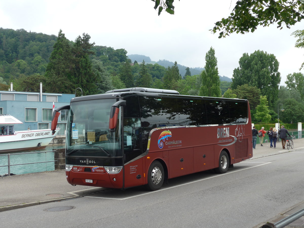 (171'933) - Brem, W�lflinswil - AG 6452 - Van Hool am 21. Juni 2016 bei der Schiffl�ndte Thun