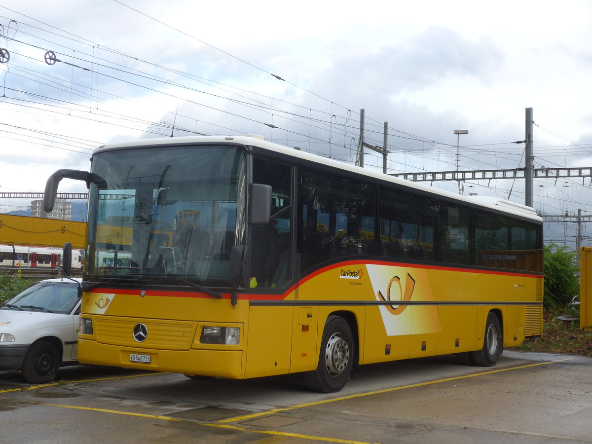 (172'873) - CarPostal Ouest - VD 548'723 - Mercedes am 13. Juli 2016 in Yverdon, Garage