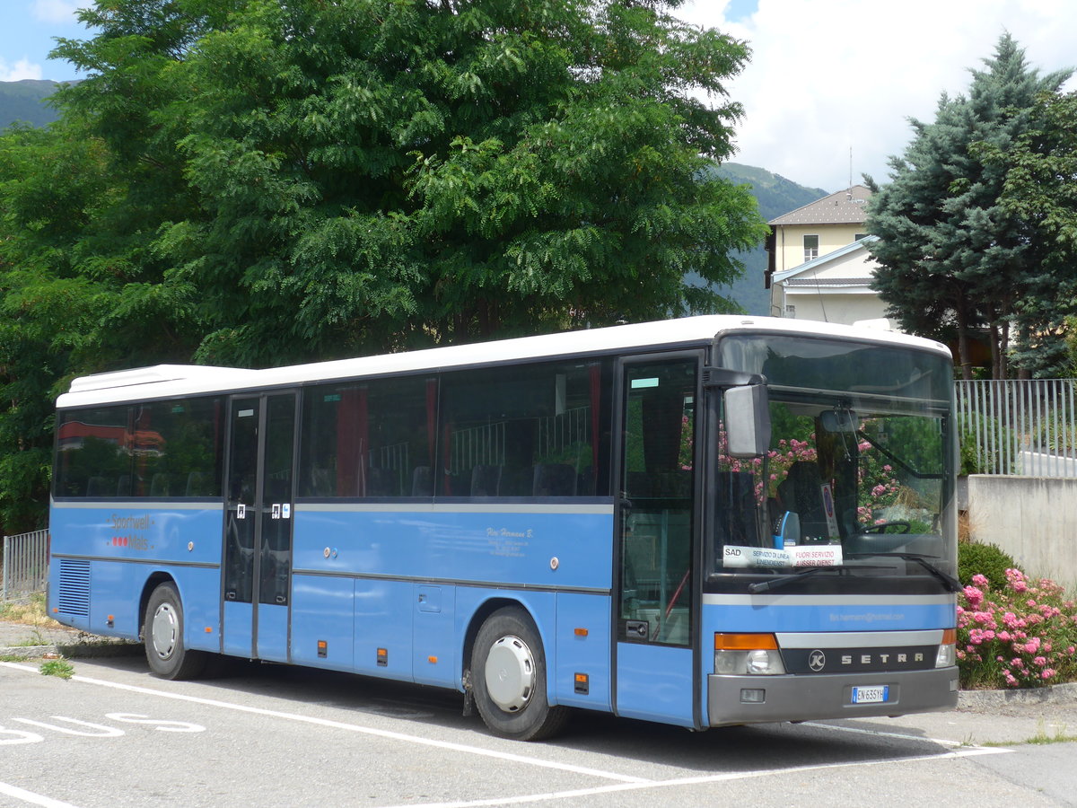 (173'317) - Fliri, Taufers - EN-635 YH - Setra (ex Terretaz, CH-Zernez; ex PostAuto Graub�nden/CH; ex P 26'017) am 24. Juli 2016 beim Bahnhof Mals