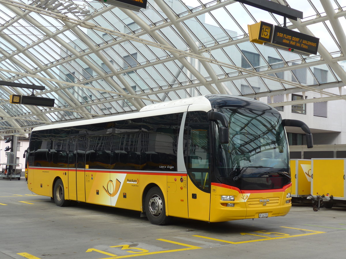 (174'131) - PostAuto Graubnden - GR 162'992 - MAN am 21. August 2016 in Chur, Postautostation