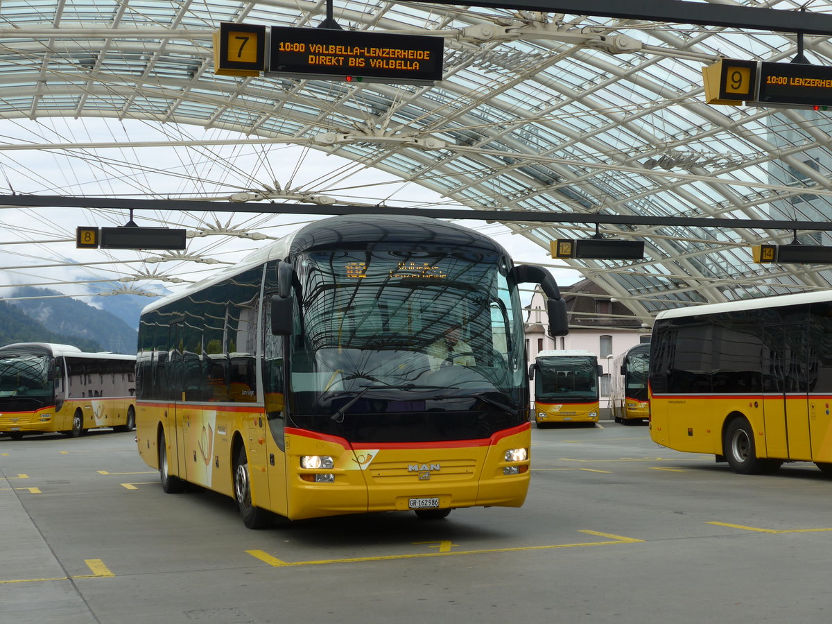 (174'134) - PostAuto Graub�nden - GR 162'986 - MAN am 21. August 2016 in Chur, Postautostation