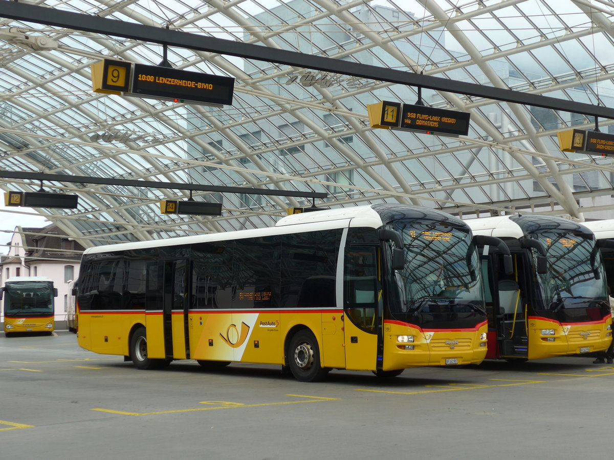 (174'135) - PostAuto Graubnden - GR 162'987 - MAN am 21. August 2016 in Chur, Postautostation