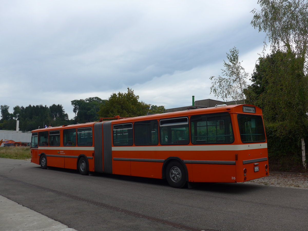 (174'485) - ZVB Zug (RWB) - Nr. 35/SZ 200'067 - FBW/Hess am 4. September 2016 in Aarberg, Halle TVB