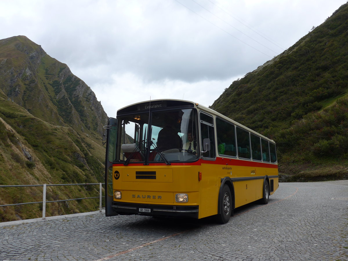 (174'992) - Mark, Andeer - GR 1866 - Saurer/R&J (ex PostAuto Graub�nden; ex P 24'350) am 18. September 2016 am Gotthard, Alte Tremolastrasse