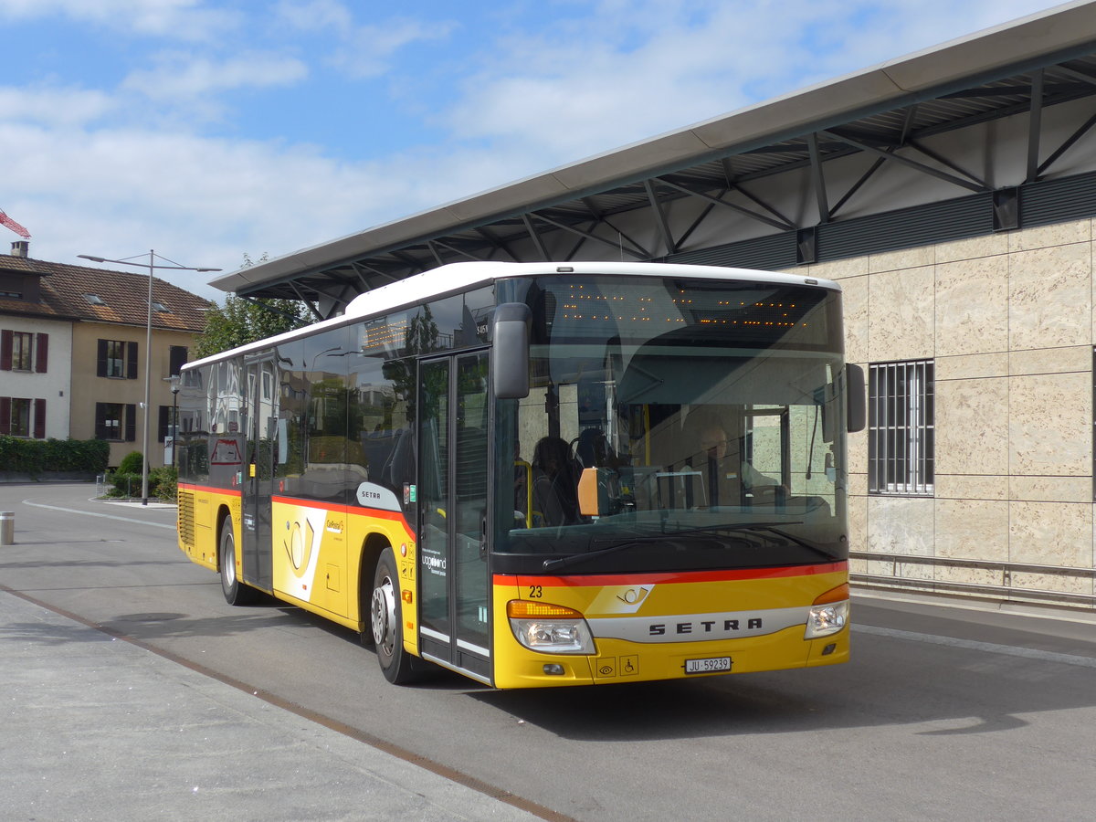 (175'497) - CarPostal Ouest - Nr. 23/JU 59'239 - Setra am 7. Oktober 2016 beim Bahnhof Del�mont