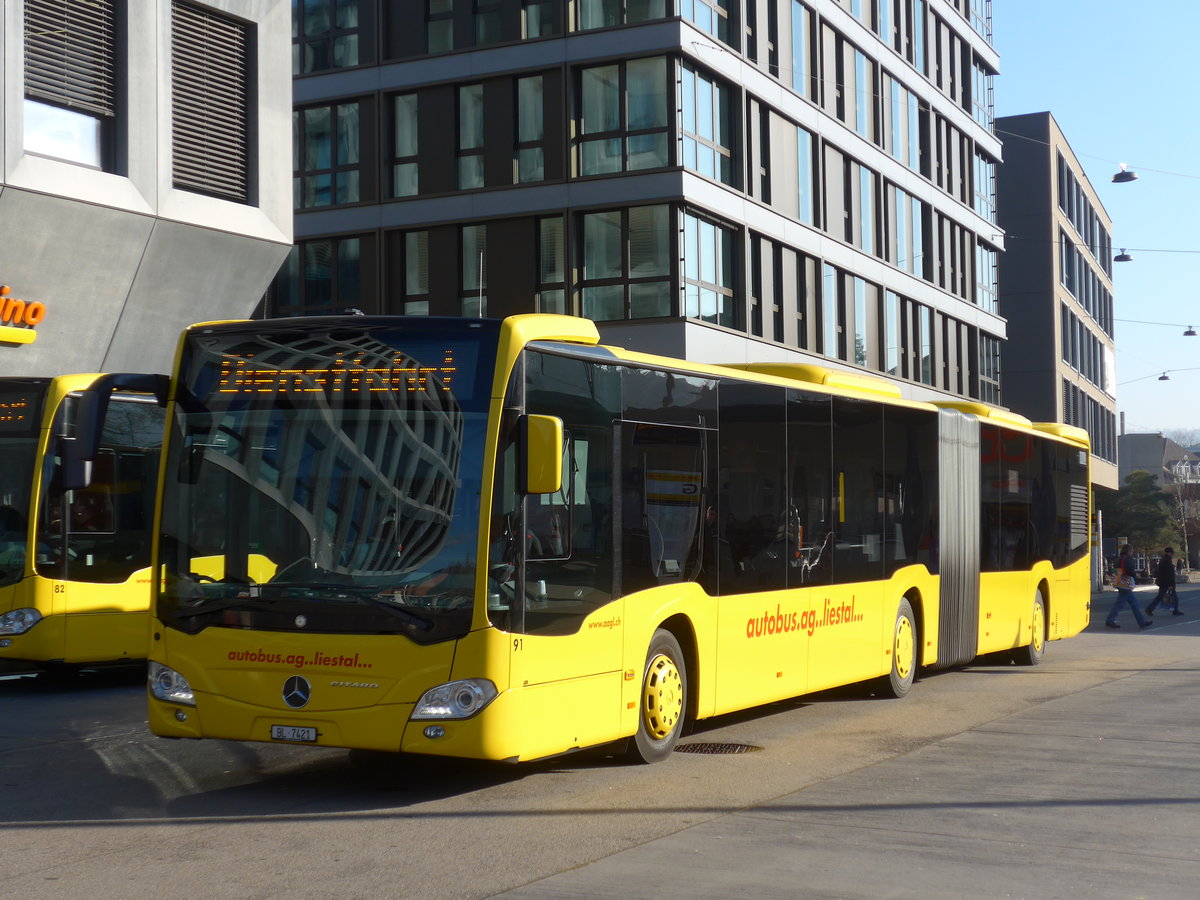 (176'872) - AAGL Liestal - Nr. 91/BL 7421 - Mercedes am 5. Dezember 2016 beim Bahnhof Liestal