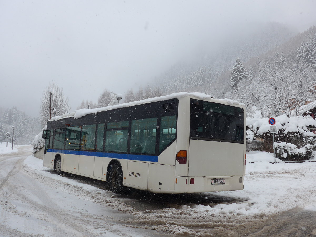 (178'251) - Buchard, Leytron - Nr. 63/VS 84'255 - Mercedes (ex Maag, Kloten Nr. 37) am 5. Februar 2017 in Ovronnaz, La Crois�e