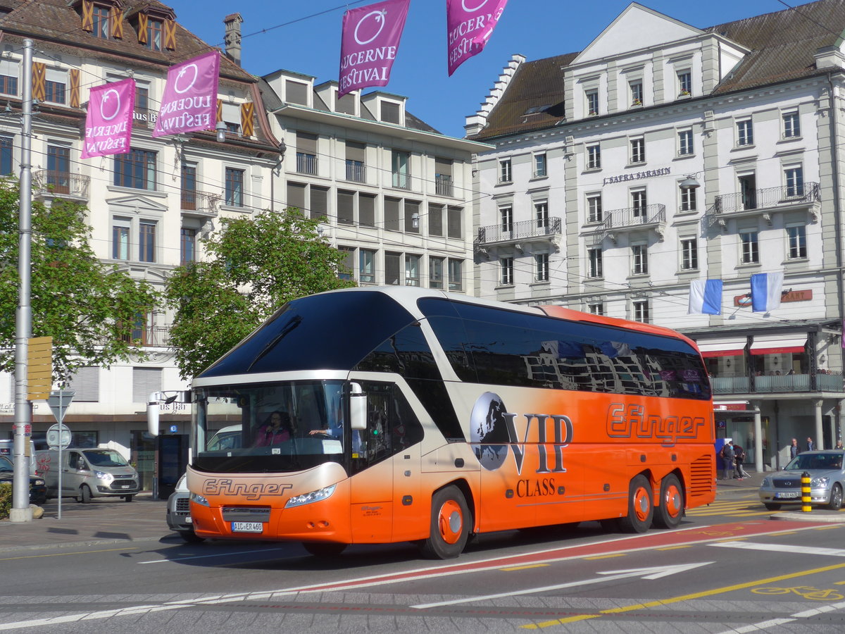 (179'428) - Aus Deutschland: Efinger, Aichach - AIC-ER 460 - Neoplan am 10. April 2017 in Luzern, Schwanenplatz