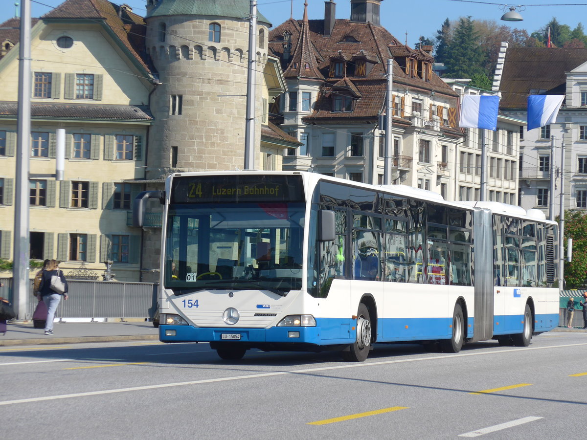 (179'776) - VBL Luzern - Nr. 154/LU 15'054 - Mercedes am 29. April 2017 in Luzern, Bahnhofbrcke
