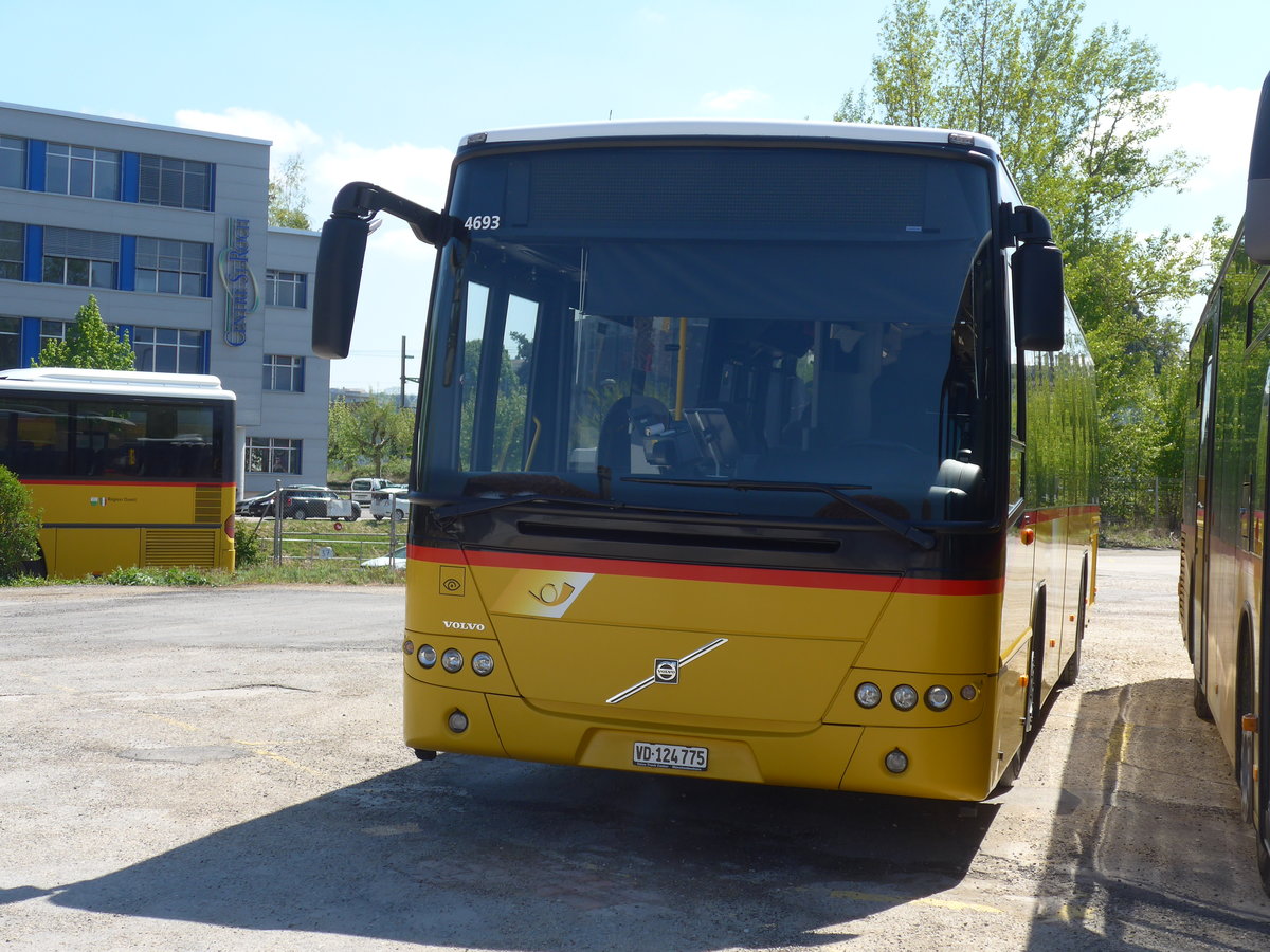 (179'874) - CarPostal Ouest - VD 124'775 - Volvo am 29. April 2017 in Yverdon, Garage