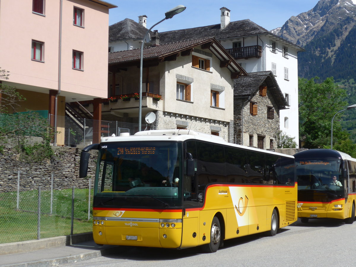 (180'499) - TpM, Mesocco - Nr. 16/GR 108'016 - Van Hool (ex PostAuto Graub�nden) am 23. Mai 2017 in Mesocco, Stazione