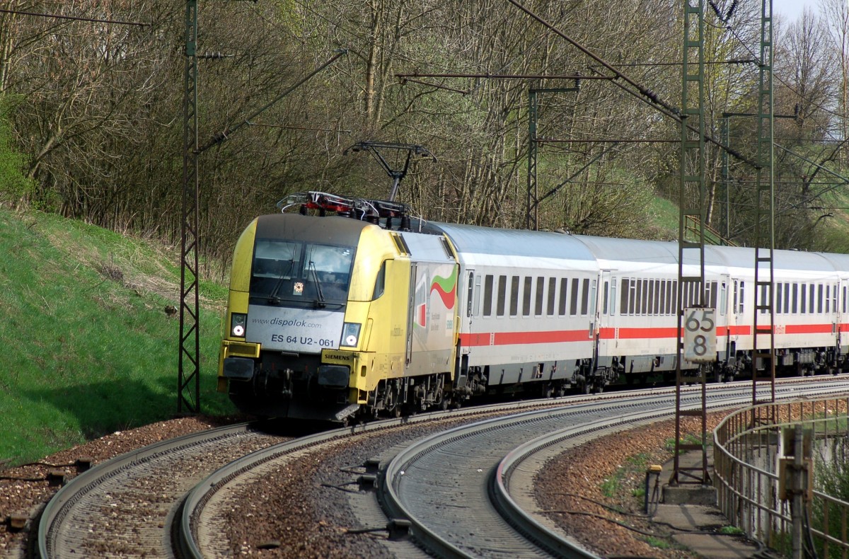 182 561-1 Siemens Dispolok mit Intercity auf der Geislinger Steige am 20.04.2009.