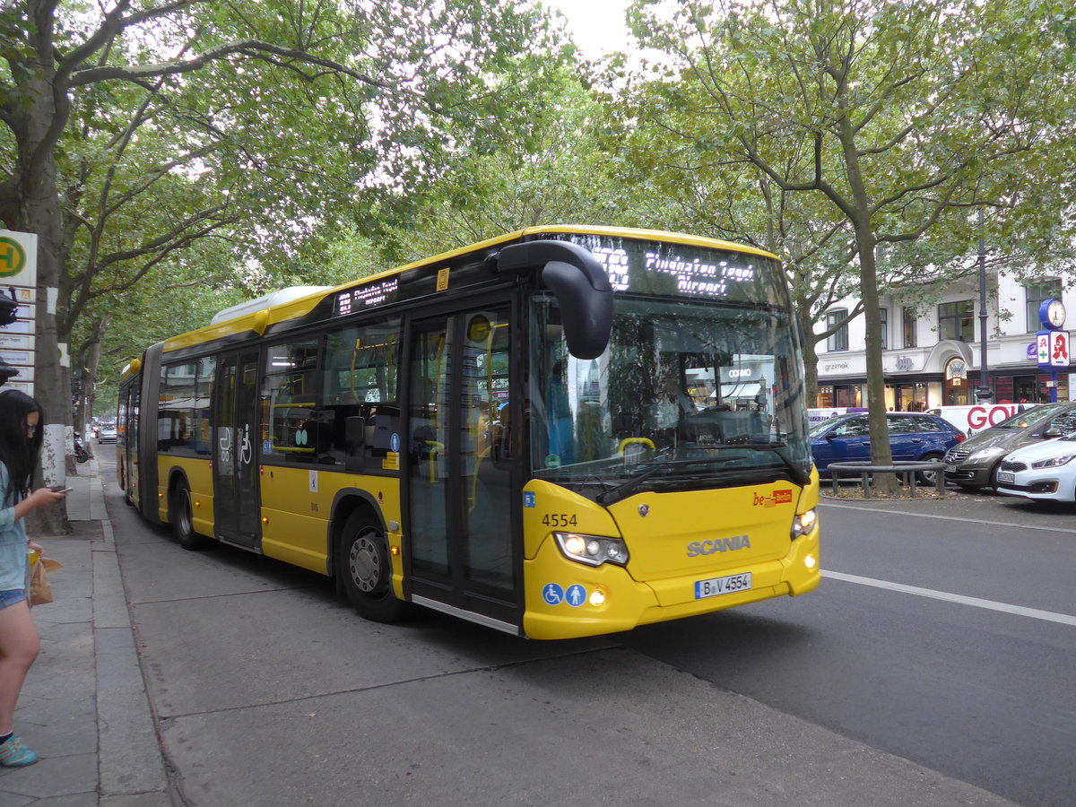 (183'492) - BVG Berlin - Nr. 4554/B-V 4554 - Scania am 11. August 2017 in Berlin, Kurf�rstendamm