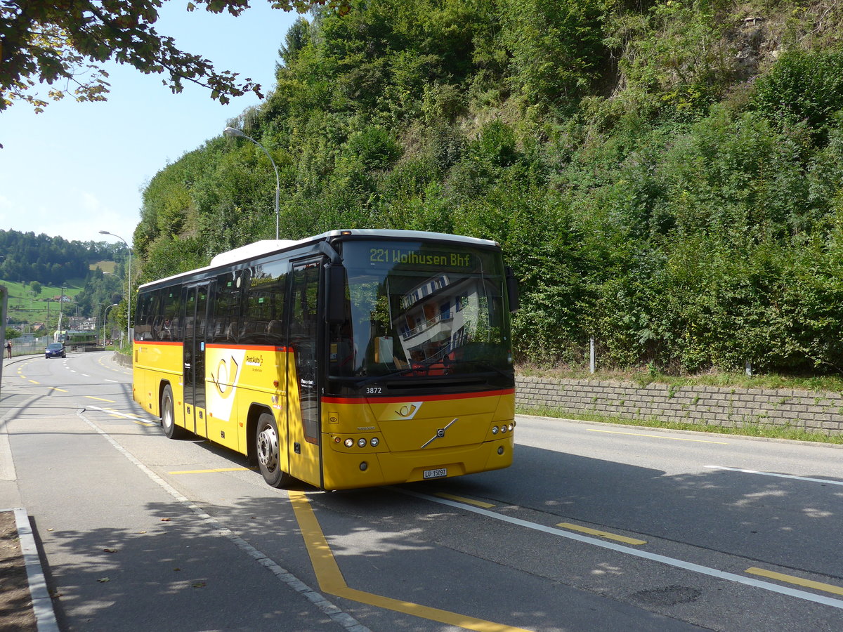 (184'502) - Amstein, Willisau - Nr. 1/LU 15'097 - Volvo (ex Unternhrer, Romoos) am 26. August 2017 beim Bahnhof Wolhusen