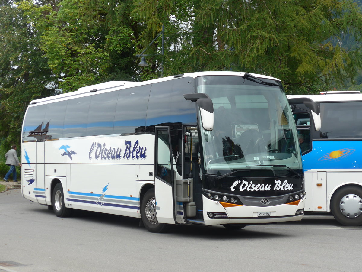 (184'745) - L'Oiseau Blue, Sierre - VS 29'384 - Beulas am 10. September 2017 in Fl�eli-Ranft, Dorf