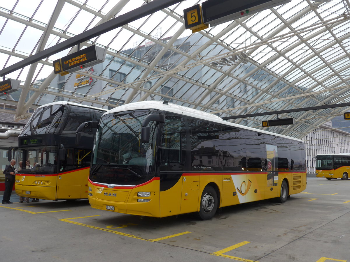 (184'782) - PostAuto Graubnden - GR 173'210 - MAN am 16. September 2017 in Chur, Postautostation