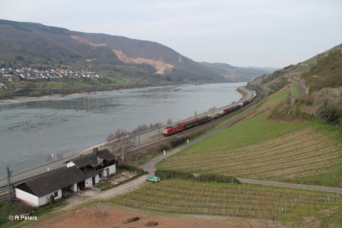 185 090-8 mit einem gemischten Güterzug bei der Blockstelle Bodenthal.21.03.14