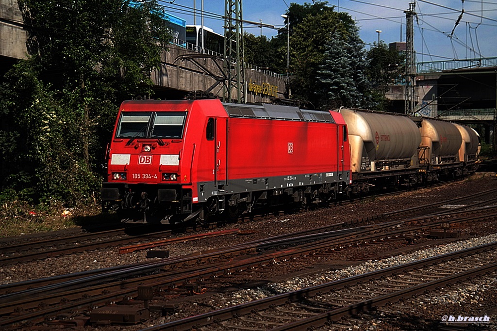 185 394-4 ist am 17.07.14 mit einen silozug durch hh-harburg gefahren