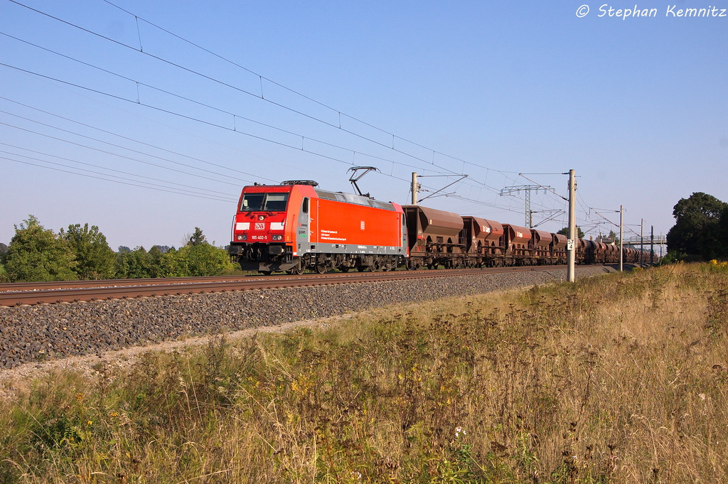 185 402-5 DB Schenker Rail Deutschland AG mit einem Facns Ganzzug in Vietznitz und fuhr in Richtung Wittenberge weiter. 06.09.2013