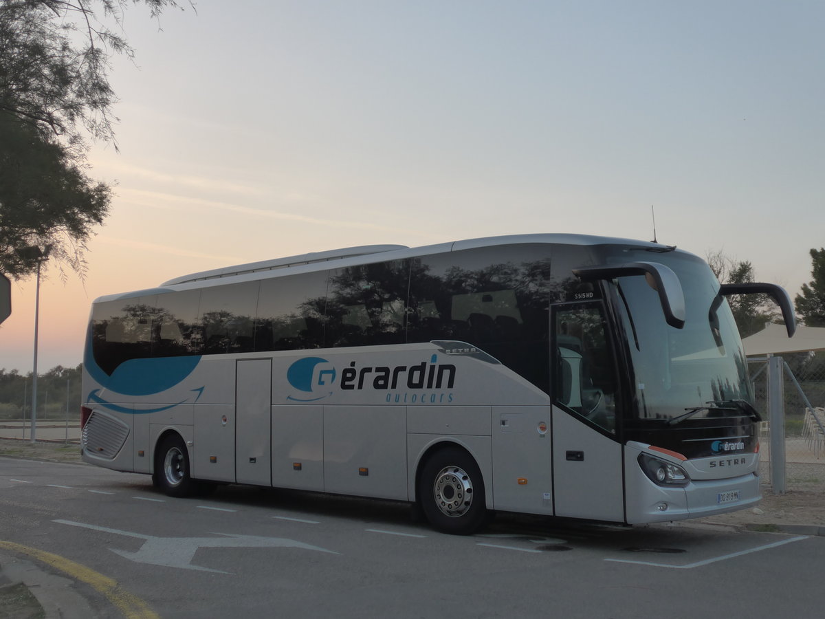 (185'690) - Aus Frankreich: G�rardin, Sainte-Foy-la-Grande - DQ 919 MN - Setra am 29. September 2017 in Roses