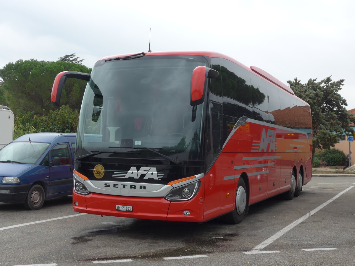 (185'727) - Aus der Schweiz: AFA Adelboden - Nr. 16/BE 21'181 - Setra am 30. September 2017 in Montlimar, Raststtte