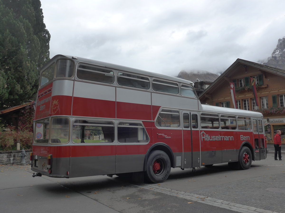 (185'792) - H�uselmann, Bern - Nr. 26/BE 9475 - FBW/Vetter-R&J Anderthalbdecker (ex AFA Adelboden Nr. 9) am 8. Oktober 2017 in Adelboden, Kathrinenplatz