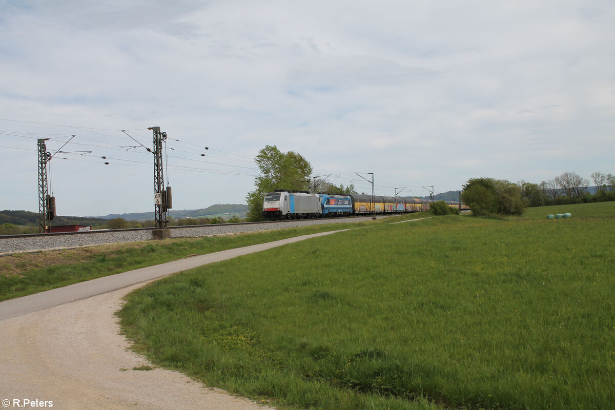 186 506-2 + 192 015 mit ARS Altmann bei Pölling. 28.04.24