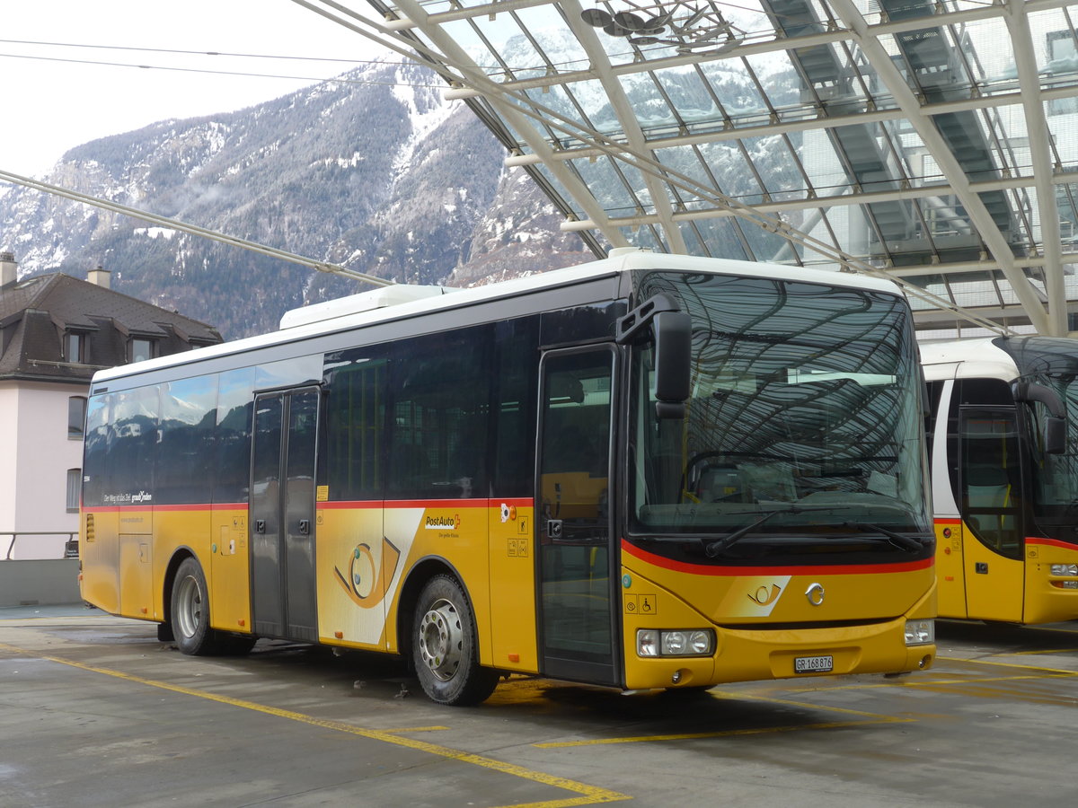 (187'544) - PostAuto Graub�nden - GR 168'876 - Irisbus am 1. Januar 2018 in Chur, Postautostation