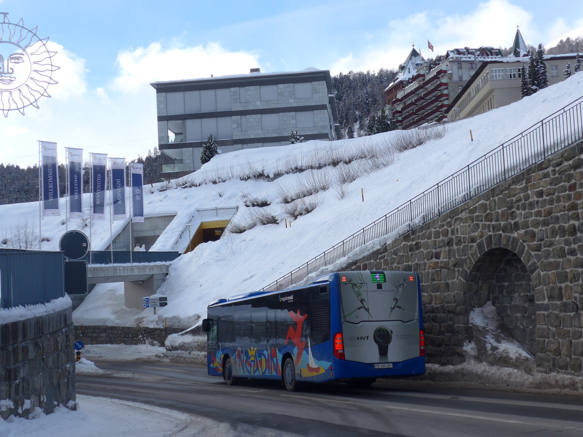 (188'167) - SBC Chur - Nr. 109/GR 100'109 - Mercedes am 3. Februar 2018 beim Bahnhof St. Moritz