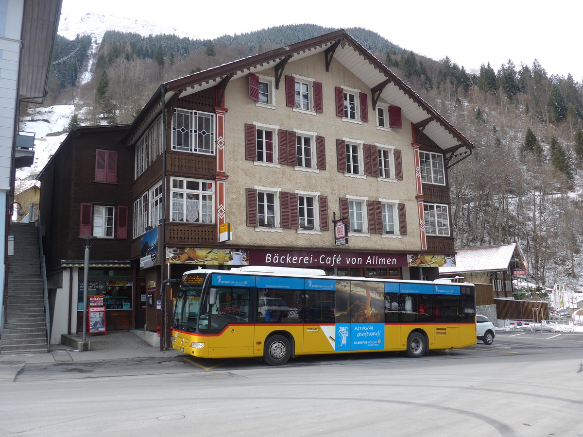 (188'255) - PostAuto Bern - BE 610'539 - Mercedes (ex BE 700'281; ex Schmocker, Stechelberg Nr. 2) am 5. Februar 2018 beim Bahnhof Lauterbrunnen