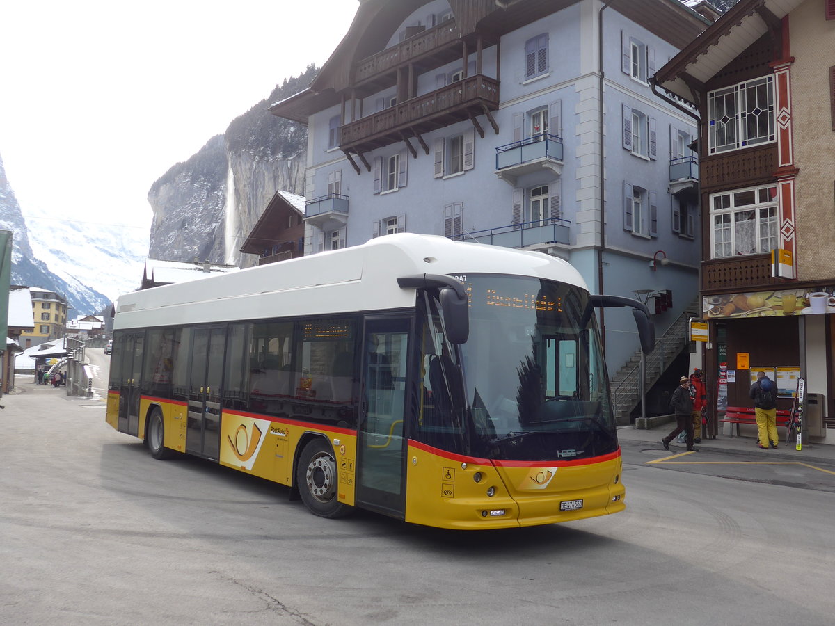(188'265) - PostAuto Bern - BE 474'560 - Hess am 5. Februar 2018 beim Bahnhof Lauterbrunnen