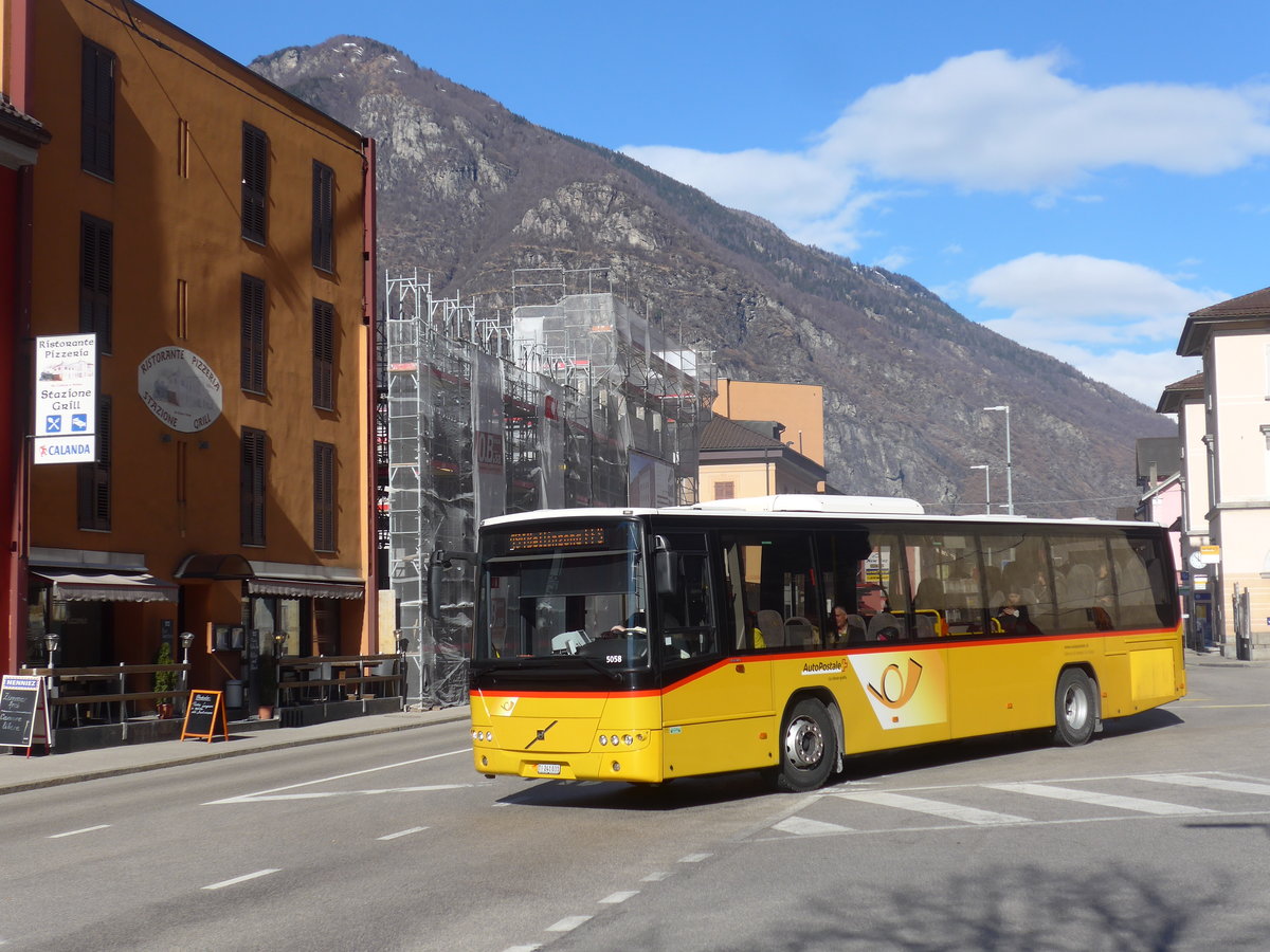 (188'594) - Barenco, Faido - TI 241'031 - Volvo am 14. Februar 2018 beim Bahnhof Biasca