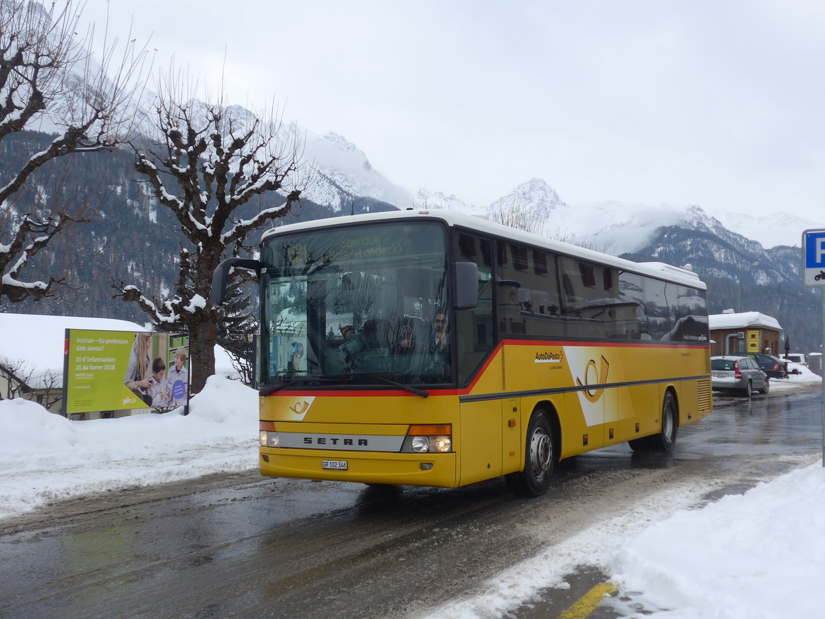 (188'751) - PostAuto Graub�nden - GR 102'346 - Setra am 16. Februar 2018 beim Bahnhof Scuol-Tarasp