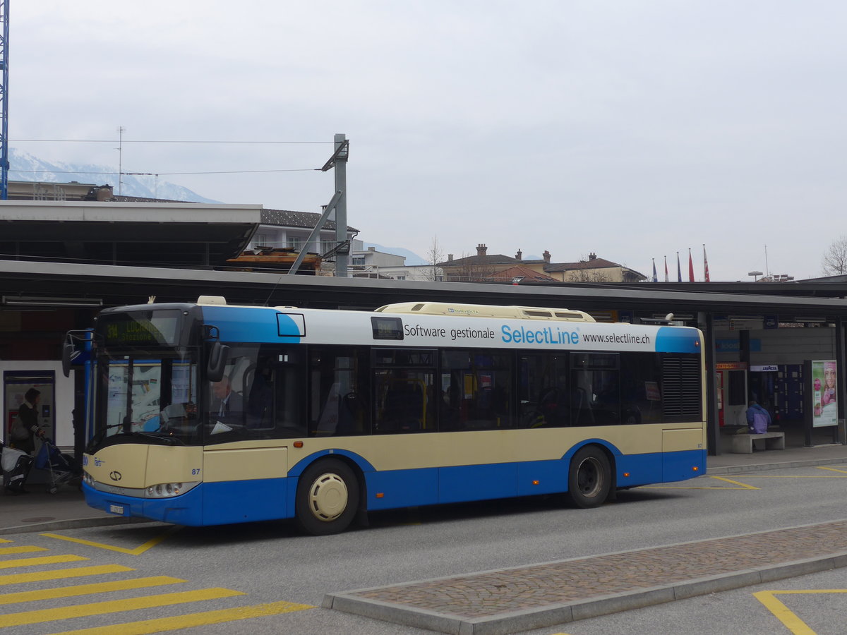 (188'851) - FART Locarno - Nr. 87/TI 229'187 - Solaris am 17. Februar 2018 beim Bahnhof Locarno