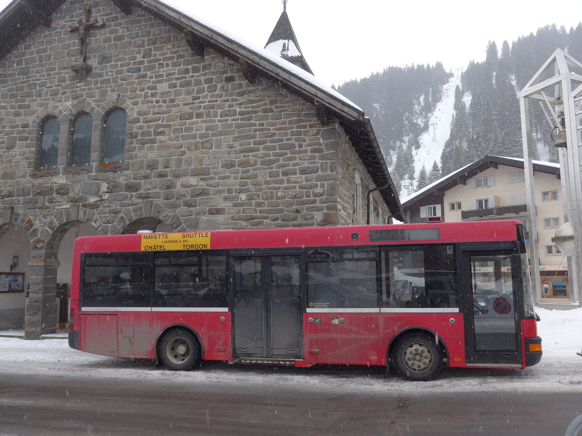 (188'988) - Tlmorgins, Morgins - VS 410'452 - MAN/Berkhof (ex Dysli, Bern Nr. 467; ex Bernmobil, Bern Nr. 452) am 3. Mrz 2018 in Morgins, Place d'Eglise