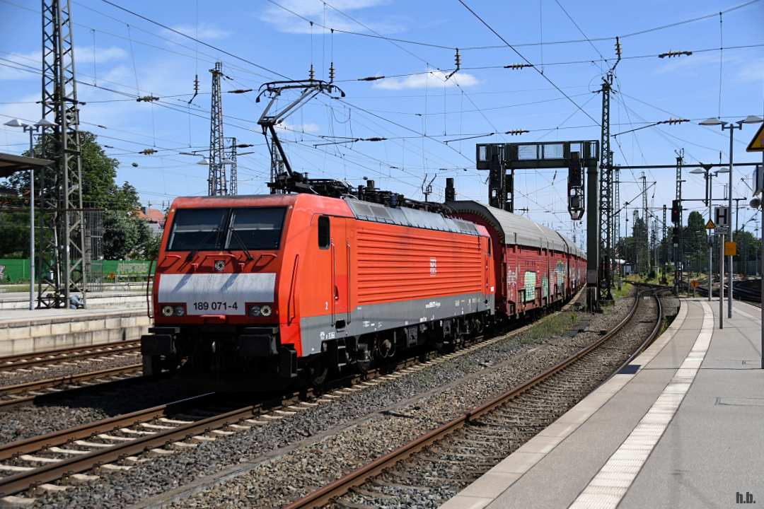 189 071-4 fuhr mit einen autozug durch bremen,30.07.20