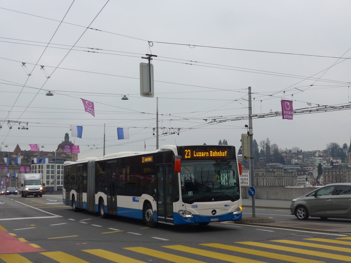 (189'337) - VBL Luzern - Nr. 168/LU 250'398 - Mercedes am 17. M�rz 2018 beim Bahnhof Luzern