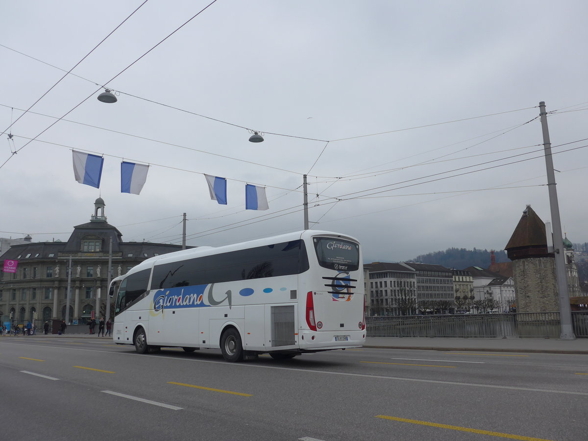 (189'381) - Aus Italien: Giordano, Frosinone - FA-812 HB - Scania/Irizar am 17. M�rz 2018 in Luzern, Bahnhofbr�cke