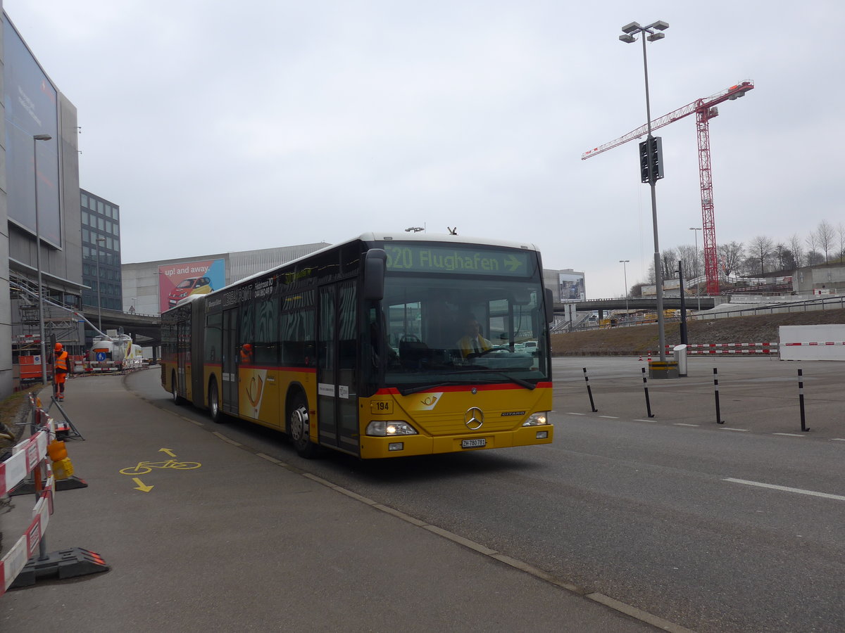 (189'558) - PostAuto Z�rich - Nr. 194/ZH 780'781 - Mercedes (ex Nr. 27) am 19. M�rz 2018 in Z�rich, Flughafen