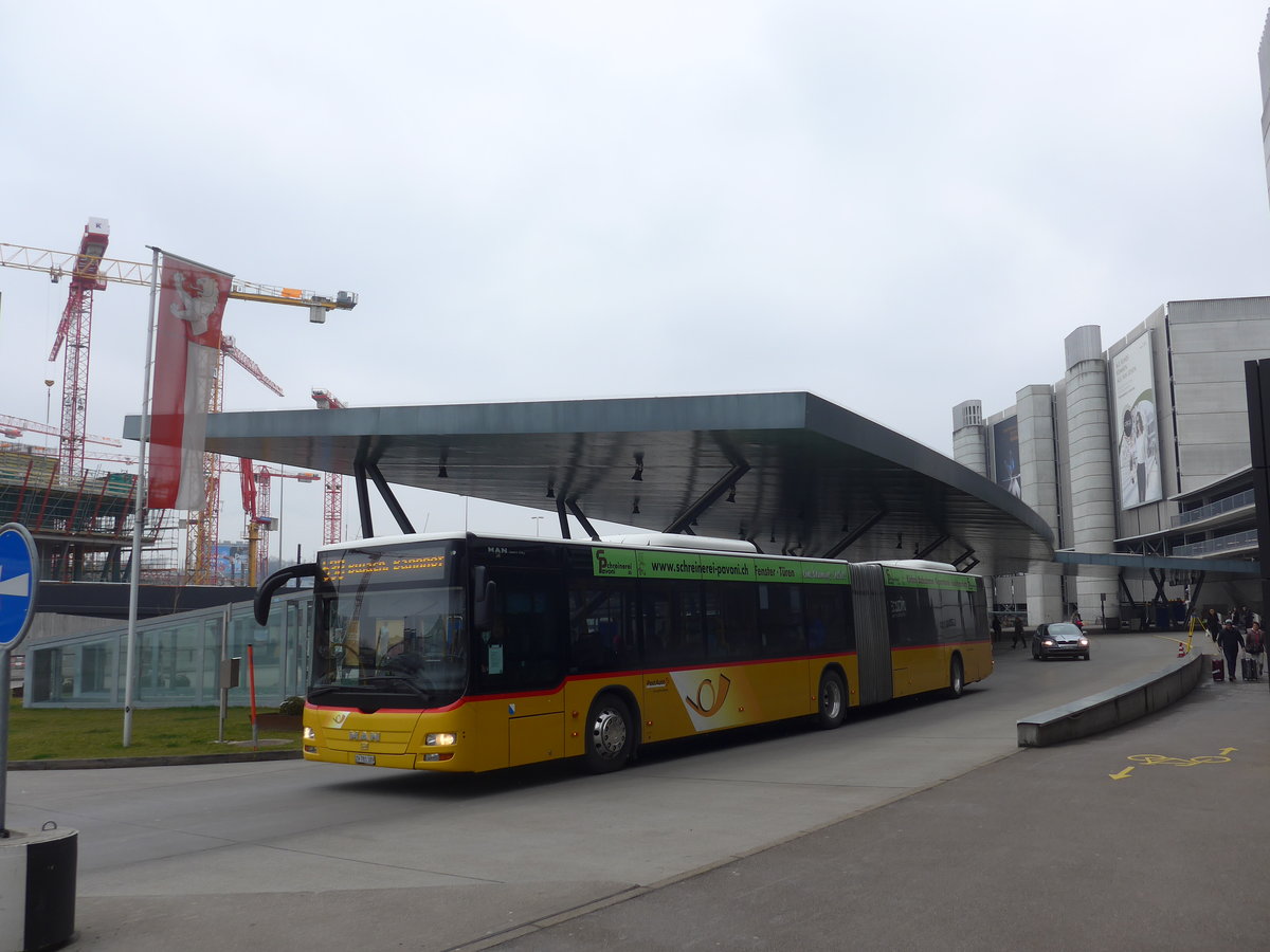 (189'559) - PostAuto Z�rich - Nr. 257/ZH 781'189 - MAN am 19. M�rz 2018 in Z�rich, Flughafen