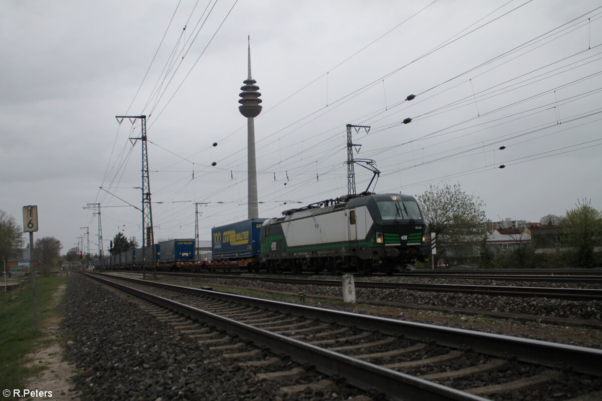 193 221-9 zieht mit einem Wechselpritschenzug LKW-Walter durch Nürnberg Hohe Marter. 03.04.24